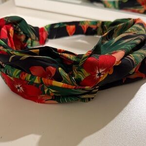 Zara Black and Red Floral Headband